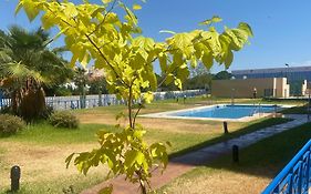 FIBES con parking gratis. Apartamento Sevilla Este.